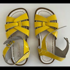 Salt Water yellow sandals size 11